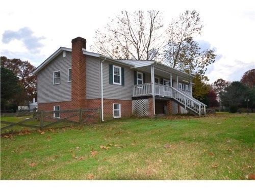 3119 Mccabe Ct, Chester, VA 23831