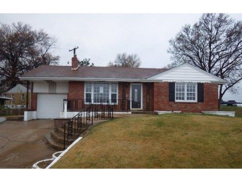 9434 Jennings Station Rd, Saint Louis, MO 63136