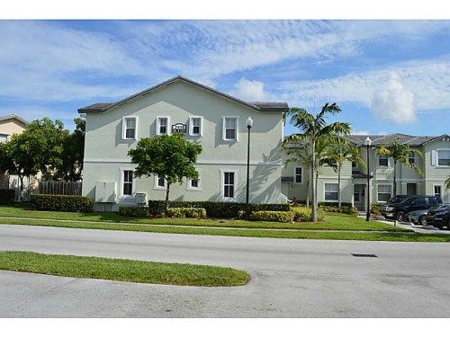 2935 SE 1 DR # 3, Homestead, FL 33033