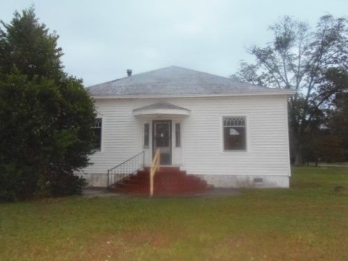 131 Church St, Rowesville, SC 29133