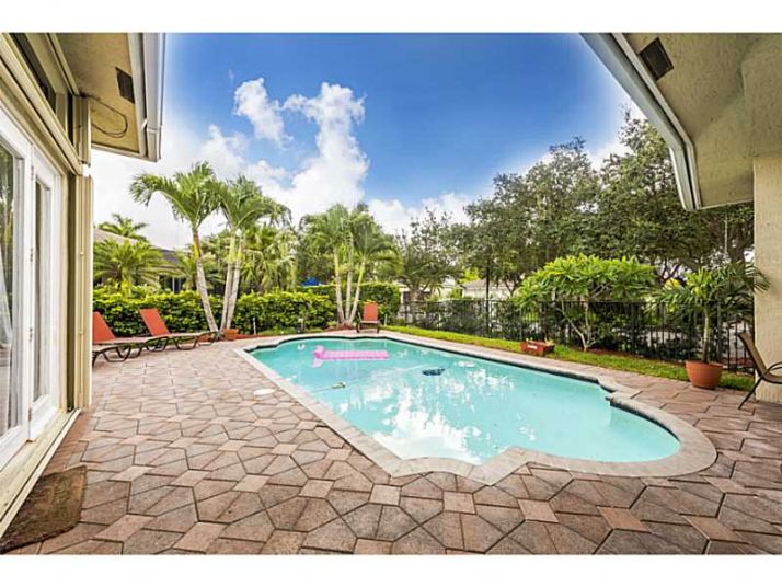 3797 OAK RIDGE LN, Fort Lauderdale, FL 33331