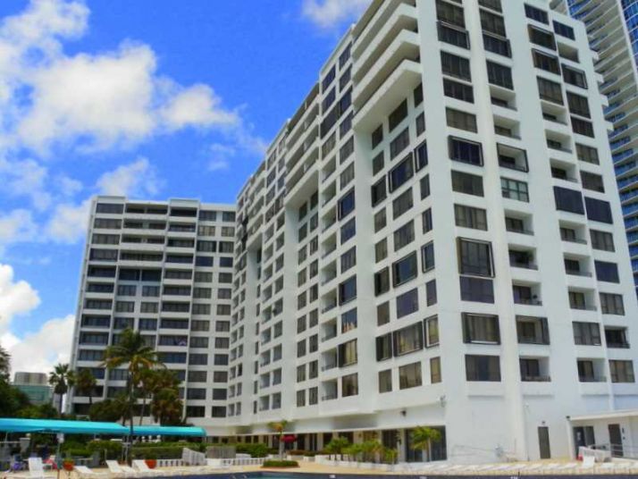 3505 S OCEAN DR # 210, Hollywood, FL 33019