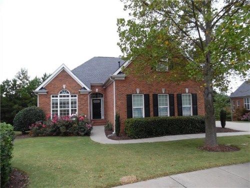 5285 Villa Lake Court, Suwanee, GA 30024