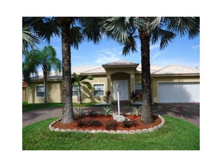 28062 SW 164 PL, Homestead, FL 33033