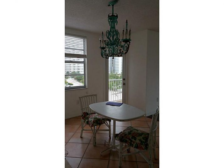 1965 S OCEAN DR # 4G, Hallandale, FL 33009