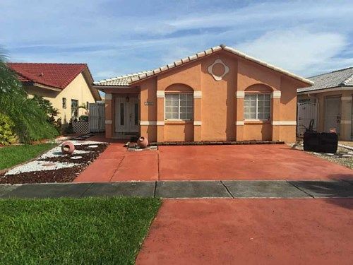 3357 W 72 PL, Hialeah, FL 33018