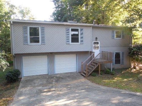 1792 Lakeview Circle, Gainesville, GA 30501