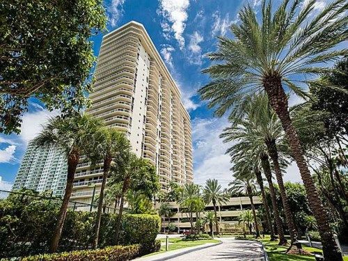 20191 E COUNTRY CLUB DR # 2208, Miami, FL 33180