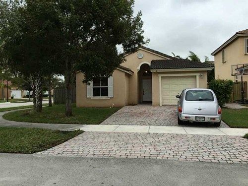 1614 16 ST, Homestead, FL 33035