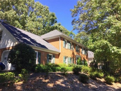 4141 Barberry Drive Ne, Roswell, GA 30075