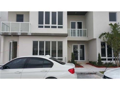 6432 NW 104 CT # 0, Miami, FL 33178