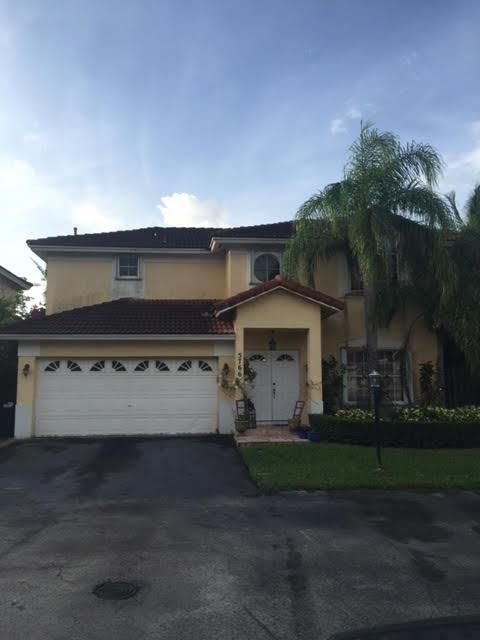 5766 NW 99 PL, Miami, FL 33178