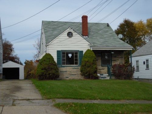 736 Palmer Ave, Youngstown, OH 44502