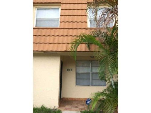 909 W 79 PL # 909, Hialeah, FL 33014