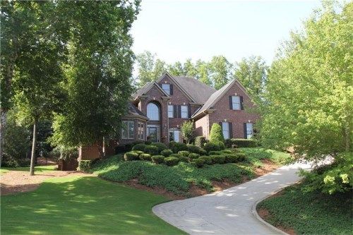 8250 Royal Troon Dr Drive, Duluth, GA 30097