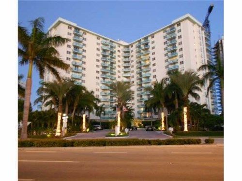 3801 S Ocean Dr # 14Y, Hollywood, FL 33019