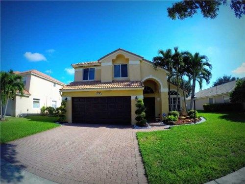 1241 NW 143 AV, Hollywood, FL 33028