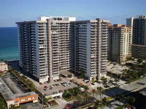 2030 S OCEAN DR # 701, Hallandale, FL 33009