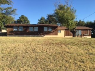 21293 E 990 Road, Foss, OK 73647