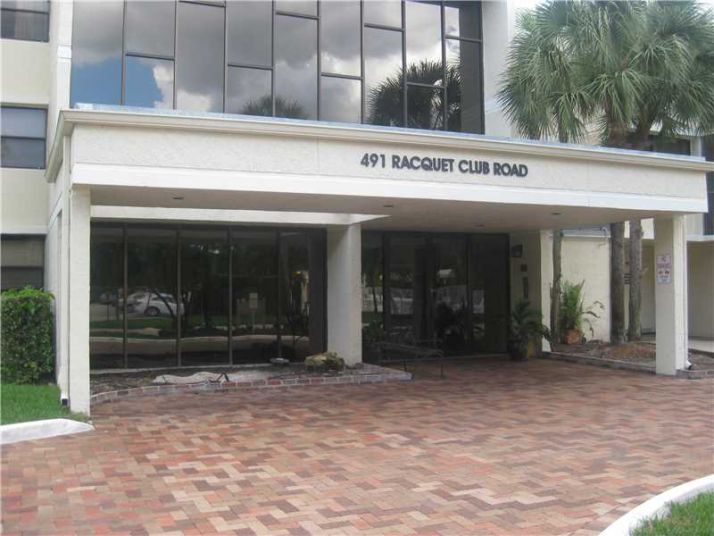 491 RACQUET CLUB RD # 107, Fort Lauderdale, FL 33326