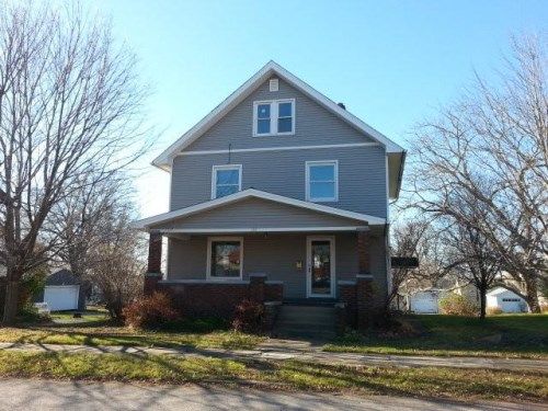 133 S Vine St, Columbiana, OH 44408