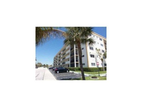 220 SW 9 AV # 109, Hallandale, FL 33009