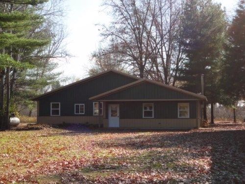 W163 Fox Ct, Montello, WI 53949