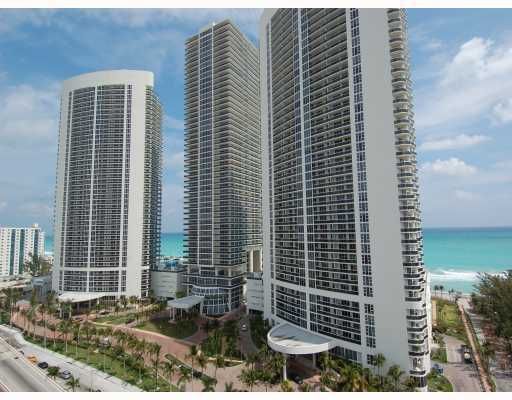 1830 S OCEAN DR # 4004, Hallandale, FL 33009