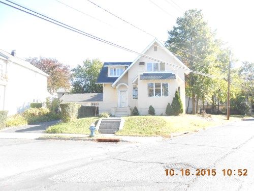 28-32 Oregon Street, Maplewood, NJ 07040