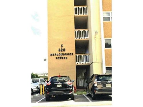 620 NE 12 AV # 701, Hallandale, FL 33009