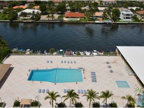 1965 S OCEAN DR # 7R, Hallandale, FL 33009