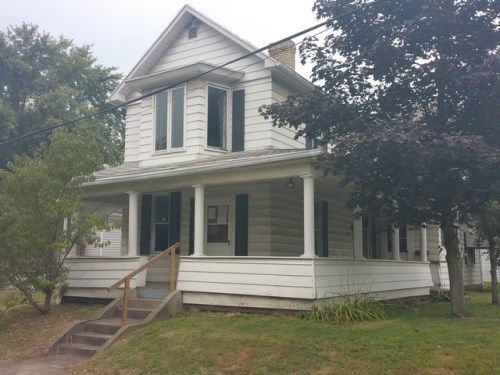 19 Jewett Ave, Dennison, OH 44621