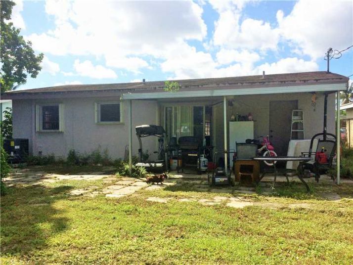 6327 SW 22 CT, Hollywood, FL 33023