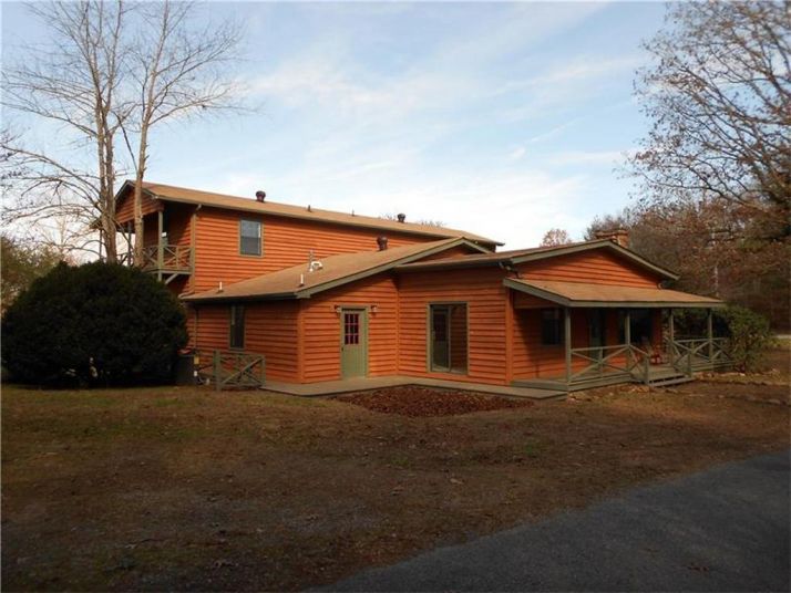 110 Walker Farm Circle, Blairsville, GA 30512