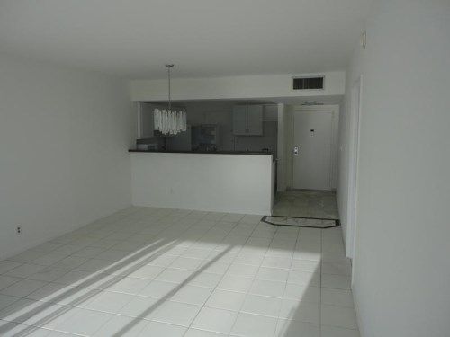 500 THREE ISLANDS BL # 413, Hallandale, FL 33009