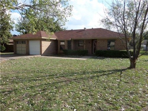 109 Yucca Dr, Clyde, TX 79510