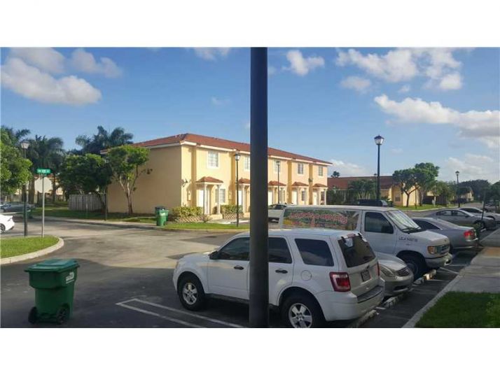 17018 SW 138 CT # 17018, Miami, FL 33177