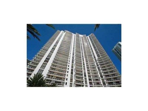 901 Brickell Key Blvd # 901, Miami, FL 33131