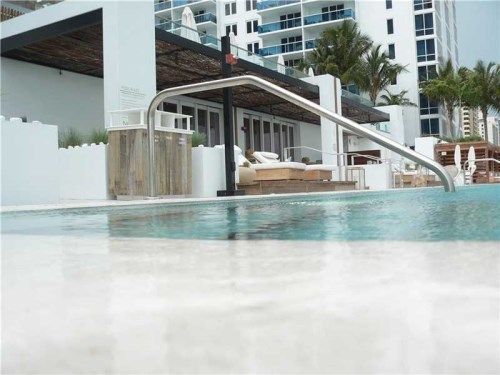 2301 Collins Ave # 504, Miami Beach, FL 33139