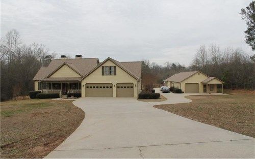 1108 Beaver Dam Road, Hoschton, GA 30548