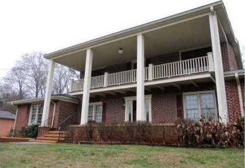 1990 E Lakeside Drive, Decatur, GA 30032