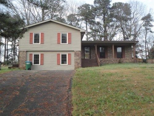 2051 Windsor Lane, Snellville, GA 30078