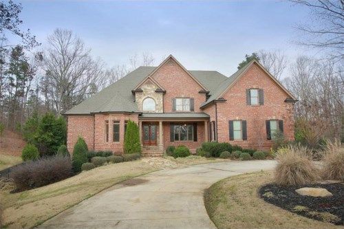 4613 Quailwood Drive, Flowery Branch, GA 30542