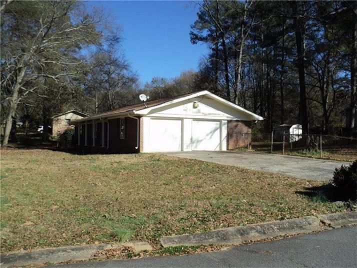 4309 Compton Circle, Powder Springs, GA 30127