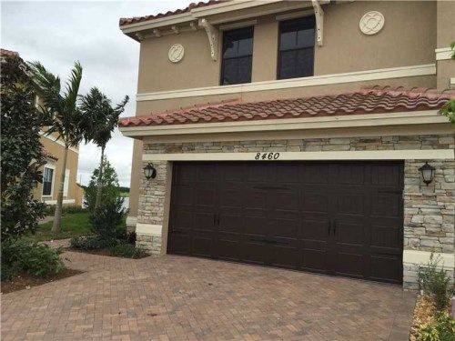 8460 Lake Majesty Ln # 8460, Pompano Beach, FL 33076