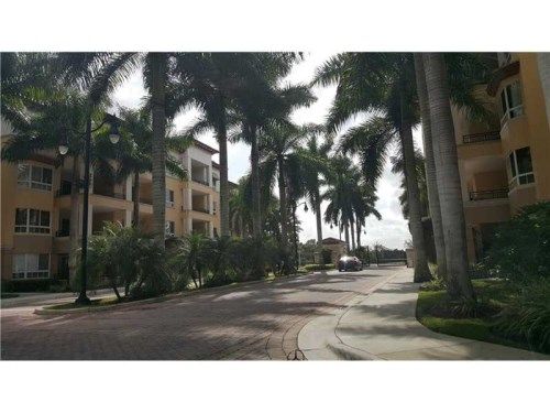 16100 Emerald Estates Dr # 289, Fort Lauderdale, FL 33331