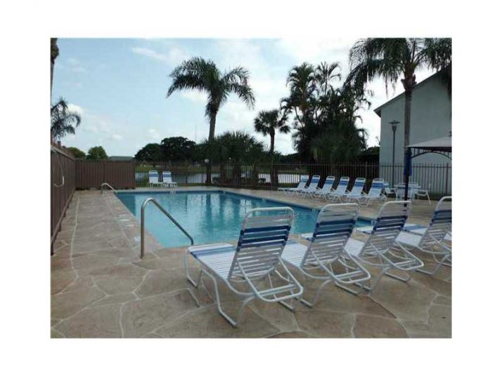 34 PEACHTREE PLACE, Boynton Beach, FL 33436