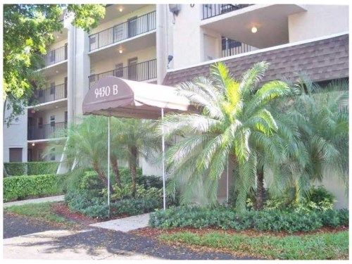 9430 Poinciana Pl # 411, Fort Lauderdale, FL 33324