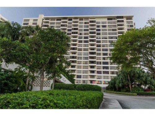 600 THREE ISLANDS BL # 705, Hallandale, FL 33009