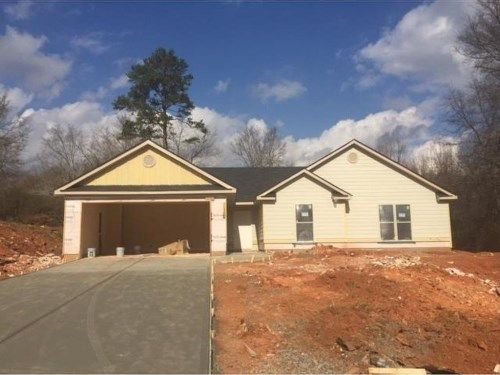 519 Lena Drive, Hoschton, GA 30548